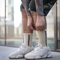 Fabricants de chaussettes, chaussettes en coton de haute qualité avec logo personnalisé, design rembourré doux, chaussettes de sport, chaussettes de skateboard