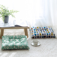 Coussins de siège et oreillers lombaires en mousse à mémoire de forme à carreaux de style pastoral pour la décoration du salon - Vente en gros