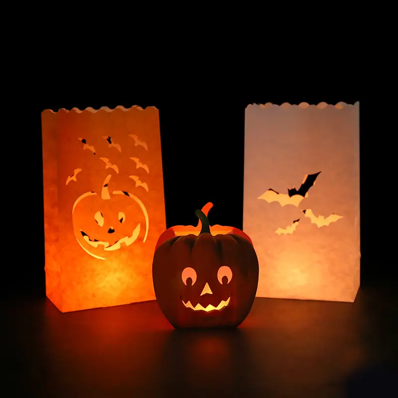 Hot Sale Hollow Out Halloween Dekoration Kürbis Lampe Feuerfeste Laterne Kerze Papiertüte