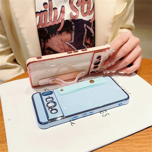 Funda de teléfono con soporte de correa de muñeca galvanizada para Google <span class=keywords><strong>Pixel</strong></span> 8 Pro <span class=keywords><strong>Pixel</strong></span> 7A parachoques de esquina a prueba de golpes funda trasera de silicona suave - Product Image 2