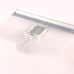 <span class=keywords><strong>Plaque</strong></span> <span class=keywords><strong>de</strong></span> verrouillage en U en <span class=keywords><strong>polycarbonate</strong></span> industriel bon marché pour toit hôpital et entrepôt utilisation-vente en gros écologique et durable - Product Image 2