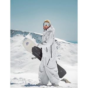 กางเกงสโนว์บอร์ด Gso Snow รุ่น Unisex น้ำหนัก 220 กรัม ผลิตจากโพลีเอสเตอร์และไนลอน กันน้ำ ระบายอากาศได้ดี กันลม เหมาะสำหรับเล่นสกี - Product Image 3