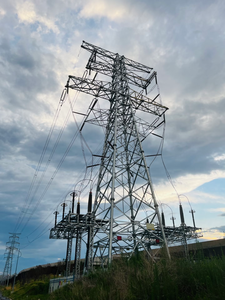Tháp Lưới Thép Góc Đường Dây Truyền Tải 10 Kv-800kv Trực Tiếp Từ Nhà Máy Trung Quốc Tháp Truyền Tải Điện Áp Cao Để Bán - Product Image 6