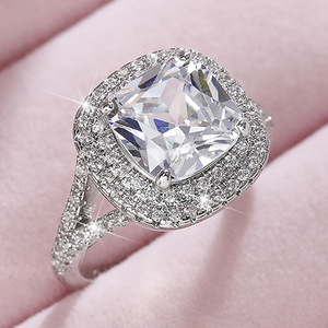 F1693 Anello con Diamante Taglio Asscher per Donna, Gioiello Classico per Fidanzamento - Product Image 2