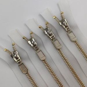Pour <span class=keywords><strong>YKK</strong></span> 5 #   <span class=keywords><strong>Fermeture</strong></span> <span class=keywords><strong>éclair</strong></span> en laiton à glissière ouverte avec <span class=keywords><strong>curseur</strong></span> autobloquant pour sacs, vêtements et textiles de maison - Product Image 2