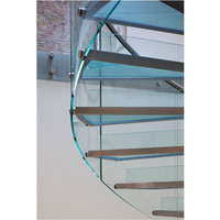 Grenier escalier avec verre escalier en spirale de bande de roulement