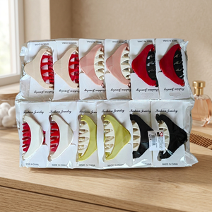 Fermacapelli in Plastica a Doppia Faccia da 9cm, Semplice, Unisex, per Feste, Sei Colori Assortiti, Confezione da 12, Prodotto in Cina - Product Image 3