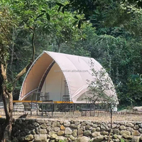 Nouvelle conception de tente de glamping en forme de voile pour l'extérieur, tentes de safari pour hôtel, tentes de safari pour resort