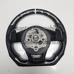Volante Deportivo Personalizado en Negro con Fibra de Carbono y Cuero para Modelos Audi A3 A4 A4L A5 A7L A8 Q5 Q7 B9 A6 R8 TT - Producto Nuevo - Product Image 3