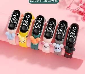 Montre numérique carrée à thème de Noël pour enfants avec bracelet en caoutchouc et design de bracelet, étanche et avec suivi de la santé - Product Image 2