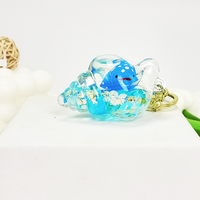 Porte-clés en acrylique en forme de coquillage, avec sable mouvant liquide UV, thème anime et dessin animé, animaux marins flottants, breloque nautique, souvenir, cadeau