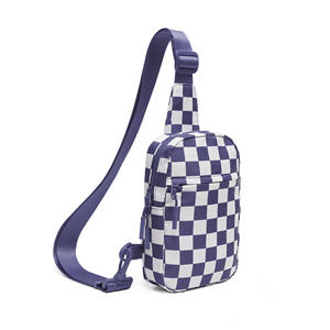 Petit sac à bandoulière en treillis personnalisé à bandoulière réglable Mini sac à bandoulière unisexe avec bandoulière pour la poitrine - Product Image 2