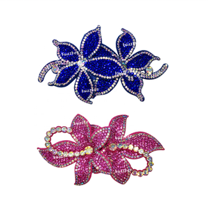 Fiore Decorativo per <span class=keywords><strong>Scarpe</strong></span> alla Moda <span class=keywords><strong>con</strong></span> Design a Farfalla e Strass, Accessori per <span class=keywords><strong>Scarpe</strong></span> da Donna - Product Image 2