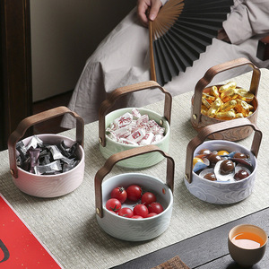 Corbeille à fruits en céramique avec poignées, bol en porcelaine pour collations et desserts, paniers de rangement pour la maison - Product Image 1