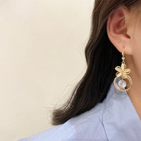 Anting bunga temperamen trendi anting-anting pernyataan berlian imitasi mode anting-anting emas menjuntai indah