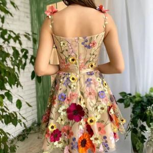 Robe trapèze brodée florale 3D en promotion – Nouvelle collection de robes de soirée élégantes pour femme avec fleurs 3D - Product Image 6