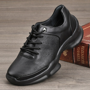 Chaussures de marche pour hommes en cuir véritable, bout rond, lacets, semelle extérieure en caoutchouc rembourrée, couleur unie, chaussures décontractées confortables - Product Image 1