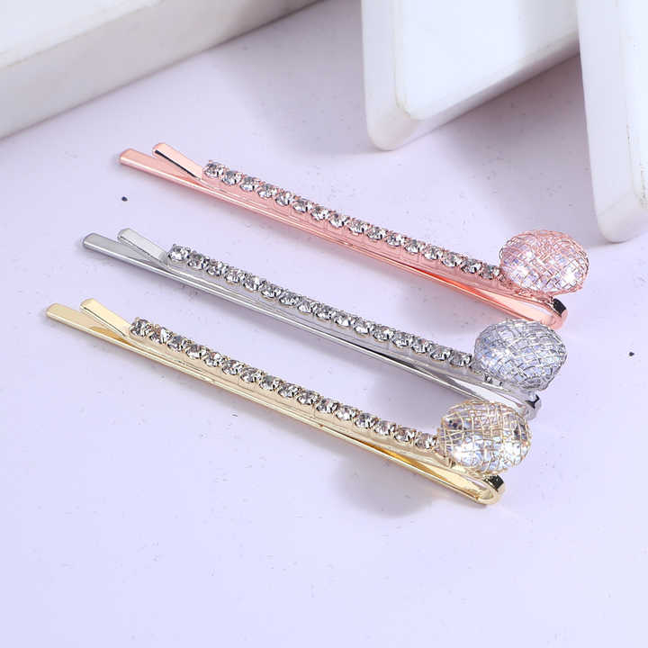 Fashion Sparkling Diamante Straight Metal Hair Clips