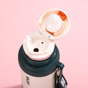 Bouteille d'eau isotherme de 550 ml avec poignée, gourde en acier inoxydable pour enfants - Product Image 5