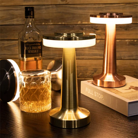 Lampe de table LED portable Qingyang moderne, simple, écologique, flexible, en métal, avec protection oculaire, à piles, capteur tactile, rechargeable, 3 couleurs