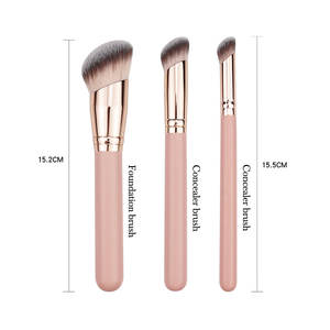 Ensemble de 3 pinceaux de maquillage professionnels en bois synthétique, en gros, en vrac, marque privée, rose, luxe, végan, personnalisé, pour fond de teint et anticernes - Product Image 2
