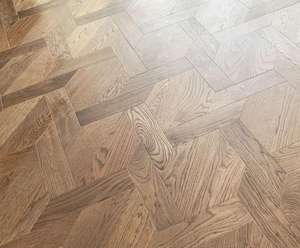 Parquet en chêne brossé de couleur naturelle résistant à l'humidité et aux flammes, en bois d'ingénierie - Product Image 4