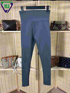 YongLiJia di seconda mano pantaloni da Yoga spessi Leggings Logo set Yoga completo da <span class=keywords><strong>donna</strong></span> Leggings da ginnastica vestiti usati - Product Image 3