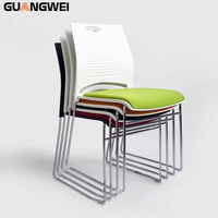 Chaise de conférence de bureau empilable en plastique et métal ergonomique moderne GUANGWEI pour l'école, le bureau à domicile