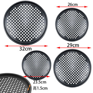 Plaque à pizza perforée antiadhésive avec base en acier au carbone, idéale pour la cuisson de pizzas à croûte croustillante au <span class=keywords><strong>four</strong></span>, pour un usage domestique ou en restaurant - Product Image 2
