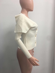 Suéter de punto de manga larga para mujer, de diseño avanzado, con solapa grande, de color liso, ajustado, de moda - Product Image 5