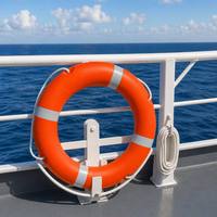 Bouée de sauvetage en plastique SOLAS orange rouge, homologuée OEM, équipement de sauvetage aquatique, flotteur de sécurité pour les sports nautiques