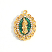 KAVNAR Vente en gros de pendentifs Vierge Marie en acier inoxydable 304, breloques émaillées de Guadalupe plaquées or pour la fabrication de bracelets religieux DIY en gros