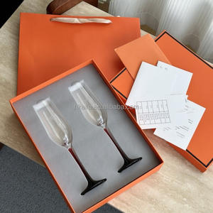 Juego de Copas de Vino de Lujo Art Deco, Ecológicas, Hechas a Mano, Aptas para Lavavajillas, con Capacidad de 301-400 ml, en Caja de Regalo, Dos Piezas por Juego - Product Image 4
