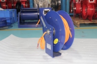 Mécanisme de bobine de câble rétractable automatique à ressort, petit mini-enrouleur de câble d'alimentation rétractable, prix d'usine