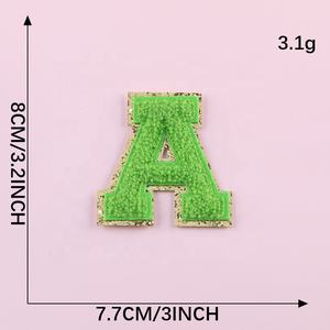 Venta al por mayor 26 letras inglesas Chenille bordado parche - Product Image 2