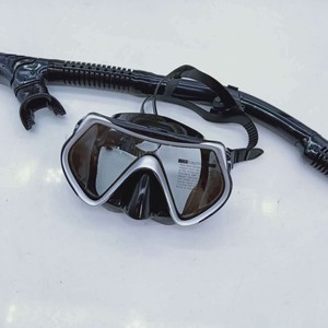Ensembles de lunettes de <span class=keywords><strong>plongée</strong></span> en verre trempé, fabrication OEM via procédé de moulage basé sur échantillon, production personnalisée selon les dessins - Product Image 3