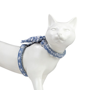 Ensemble de laisse pour chat en denim avec nœud papillon, laisse anti-évasion en forme de I pour chat britannique à poils courts bleu et blanc et chat Ragdoll - Product Image 1