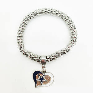 Europeo y americano para nueva cadena de eslabones de aleación <span class=keywords><strong>NFL</strong></span> equipo de fútbol gota de aceite colgante verde Bend Packers collar - Product Image 3