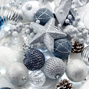 Décoration de Noël : Ensemble d'arbre de Noël en peluche blanche PE simulé et orné, idéal pour centres commerciaux et fêtes - Product Image 5
