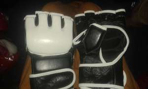 Gants de boxe personnalisés avec logo personnalisé professionnel poinçonnage MMA gants d'entraînement - Product Image 3