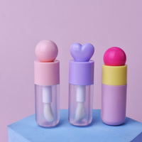 Tubes d'emballage pour gloss à lèvres transparents en forme de cœur blanc et rose de 5 ml avec grand applicateur, logo personnalisé, vente en gros pour les cosmétiques