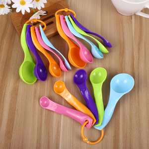 Juego de 5 cucharas medidoras de plástico coloridas para medir con precisión azúcar <span class=keywords><strong>y</strong></span> <span class=keywords><strong>harina</strong></span> en repostería - Product Image 1