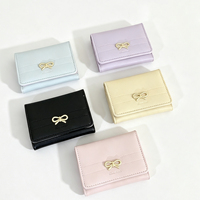 Dompet Lipat Pendek Kulit PU Wanita Fashion Korea Dekorasi Pita Manis Logam Tempat Kartu Kredit Dompet Mini Penggunaan Kasual Sehari-hari