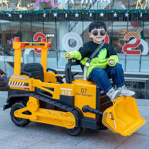 Bulldozer électrique Arm Super Machinery pour enfants, véhicule d'ingénierie télécommandé à 4 roues motrices, design de dessin animé rouge et jaune - Product Image 4