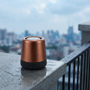 ลำโพงบลูทูธไร้สายพกพาสำหรับกิจกรรมกลางแจ้ง OEM รุ่นยอดนิยม 6.0 <span class=keywords><strong>IPX5</strong></span> กันน้ำ เสียงเบสหนักแน่น ไดรเวอร์ 40 มม. พร้อมไฟ RGB และที่ยึดแม่เหล็กสำหรับโทรศัพท์ - Product Image 4