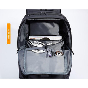 Zaino impermeabile con porta di ricarica USB - Product Image 2