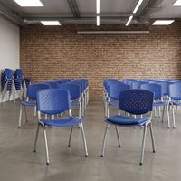 Chaise de formation en classe avec tablette d'écriture, accoudoir, coque en plastique noir, dossier ergonomique, structure en acier, chaise de conférence pour étudiants à usage scolaire