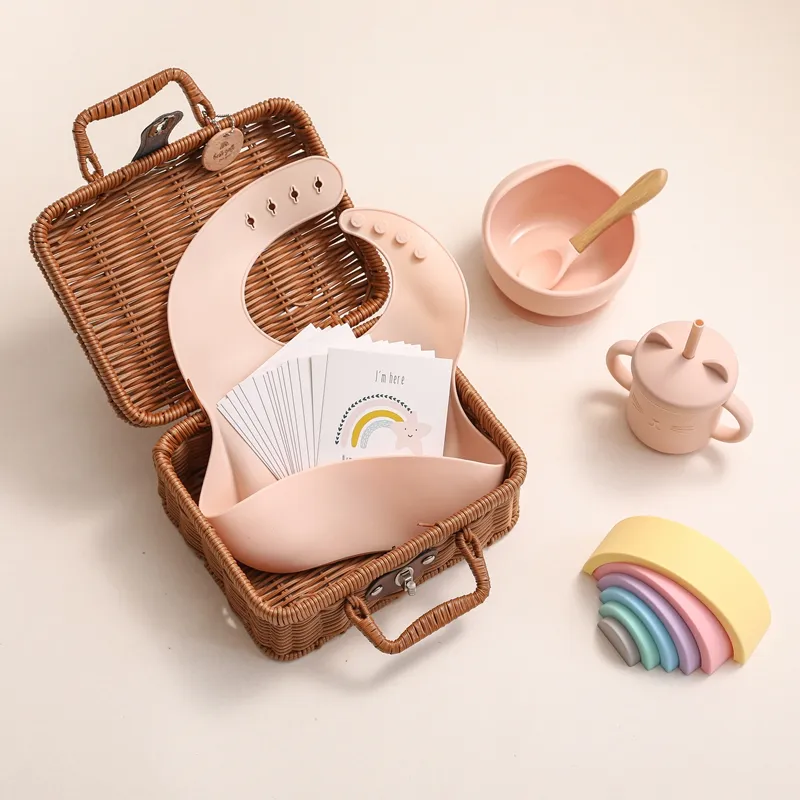 Silicone Baby Bib Bowl Cup Wooden Milestone Toy Newborn Retro Gift Set Baby Geschenk Set Baby Hamper Gift Set