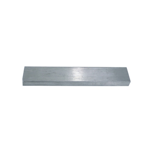 <span class=keywords><strong>Barre</strong></span> plate en alliage d'<span class=keywords><strong>aluminium</strong></span> extrudé T6 6061 <span class=keywords><strong>6m</strong></span> 2mm, certifiée ISO pour l'automobile - Product Image 4
