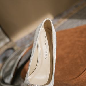 Sandalias elegantes de tacón alto con punta cuadrada y cubierta de cuero genuino, zapatos de tacón alto grueso, cómodos y antideslizantes. - Product Image 6